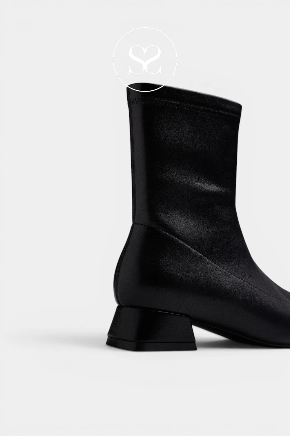 Gioseppo Black Leather Square Toe Ankle Boots - 80835