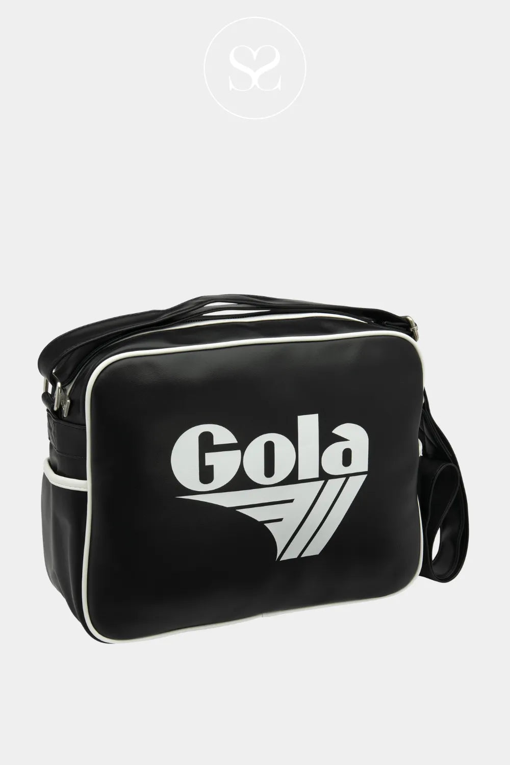 GOLA Black Retro Bag - Redford Bold black and white colourway hat matches any outfit with effortless style.