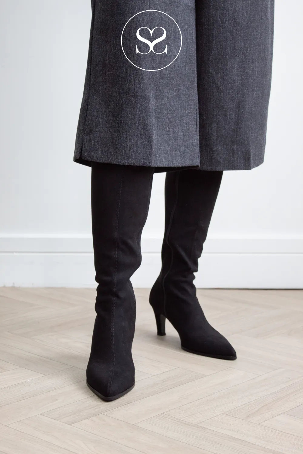 Lodi Black Suede Knee High Boots - Osiris