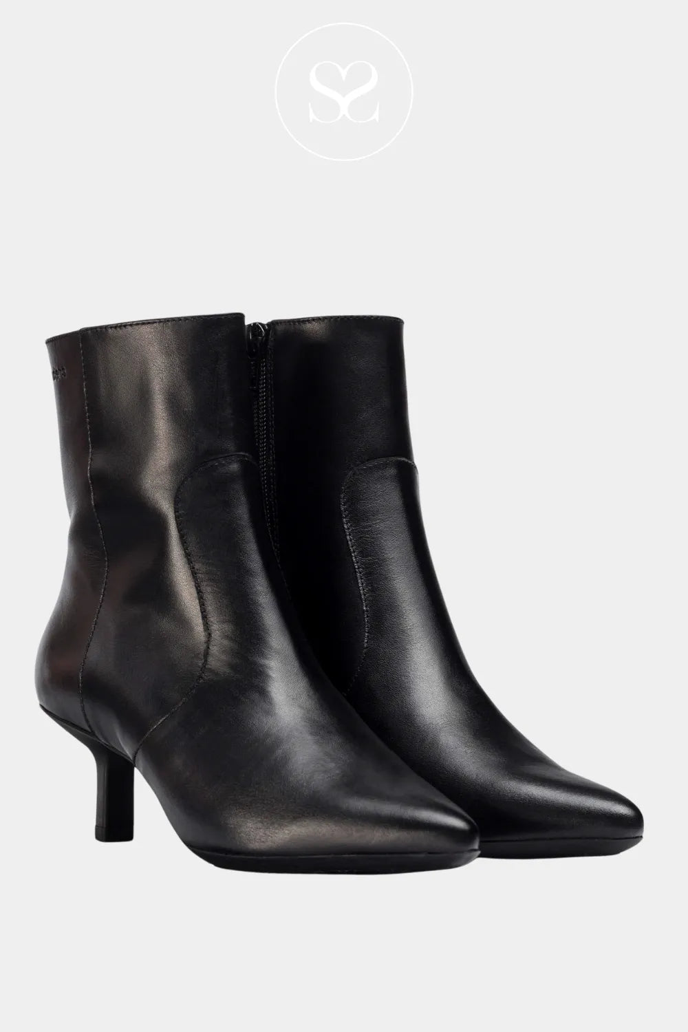 WONDERS BLACK POINTED TOE KITTEN HEEL ANKLE BOOTS G-7111 FOR WOMEN WITH INSIDE ZIP FASTENER AND CLASSIC POINTED TOE