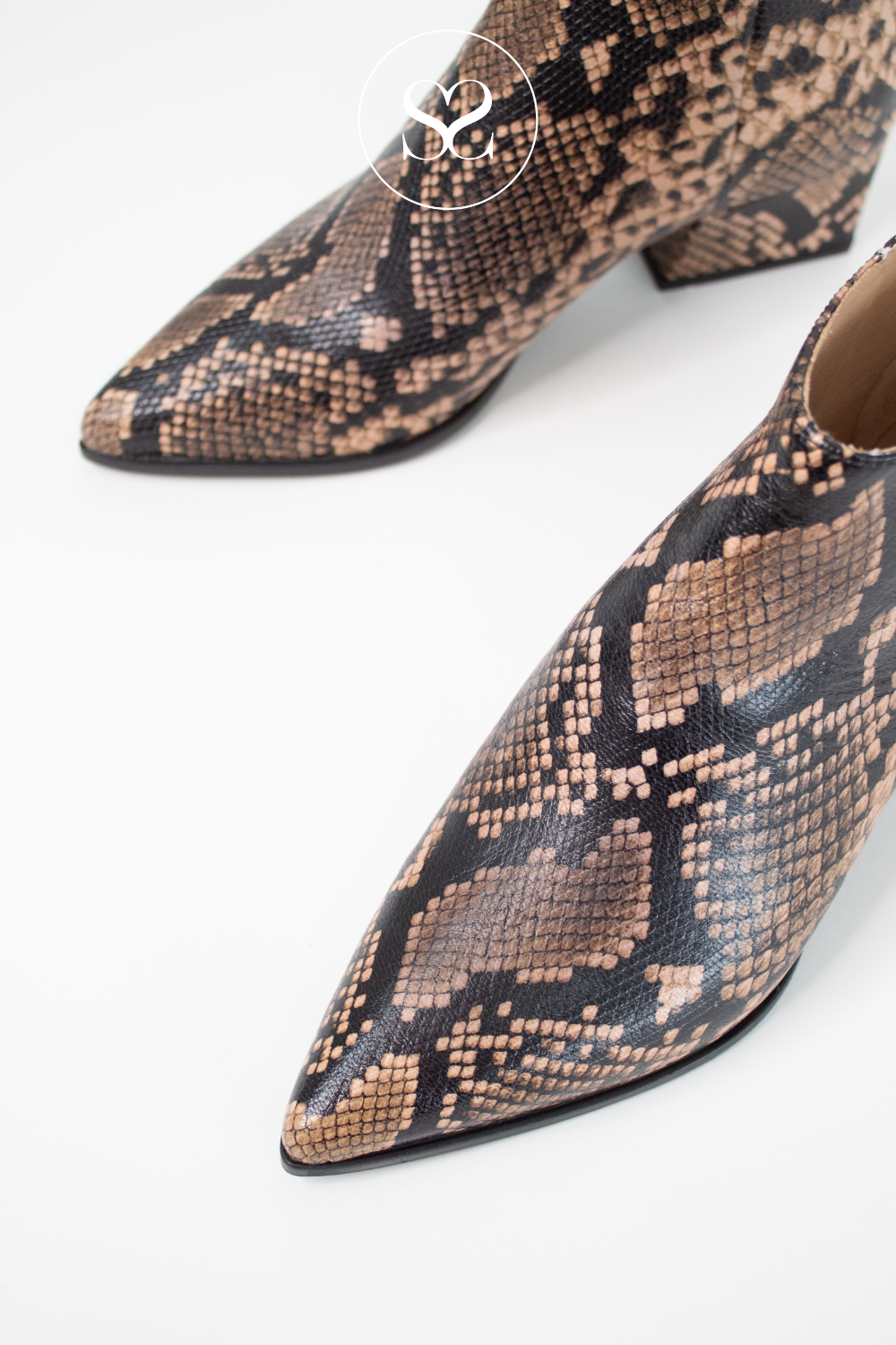 UNISA SNAKE PRINT POINTED TOE BLOCK HEEL ANKLE BOOTS JANSEN