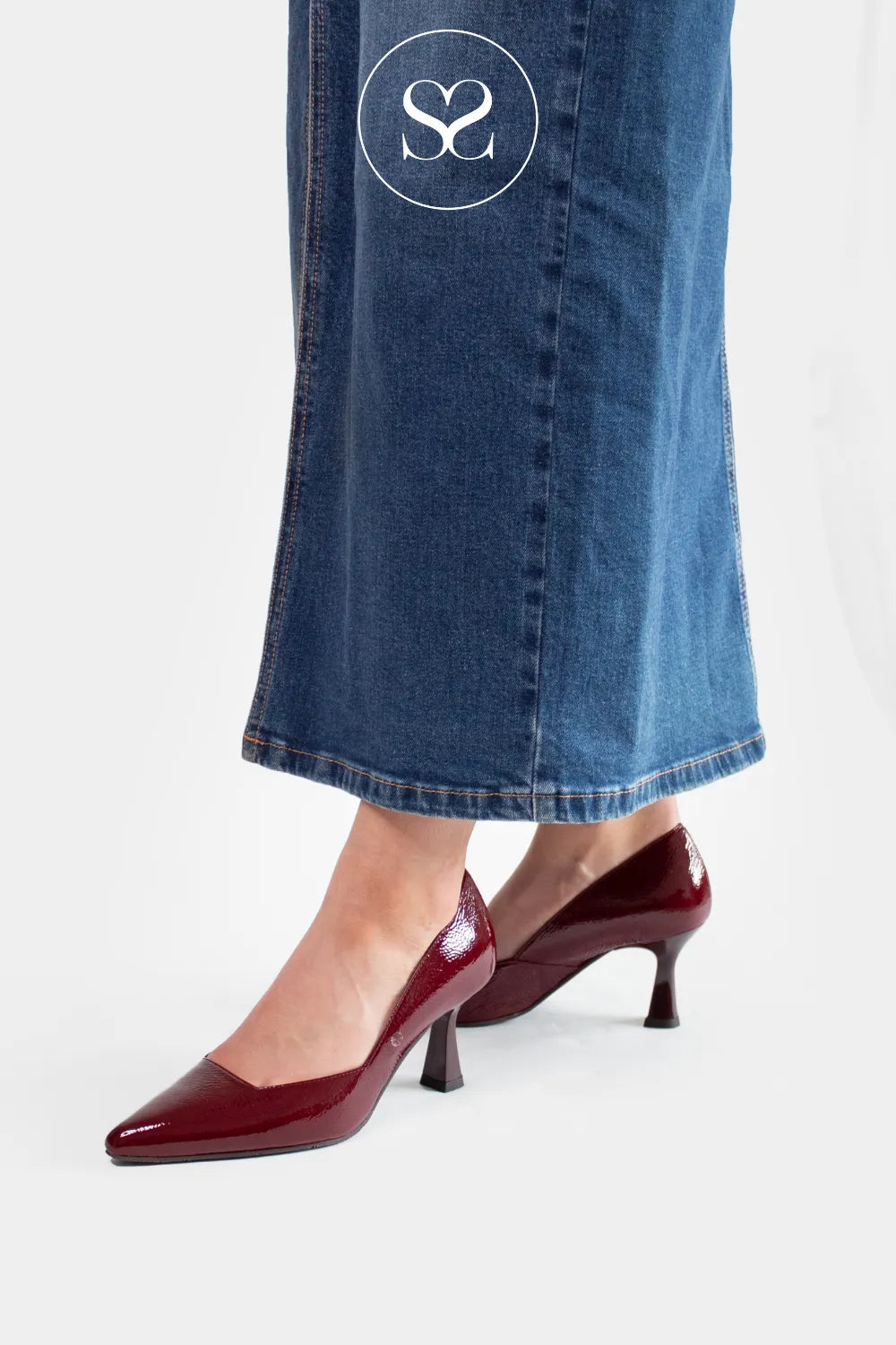 LODI BURGUNDY PATENT FLARED HEEL POINTED TOE COURT SHOE GENIUS
