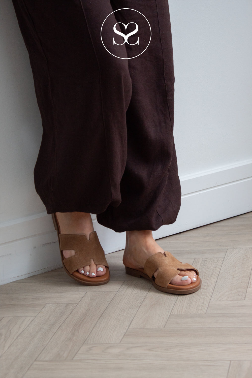 Oh My Sandals Tan Suede Slider Sandals 5858`for Women in Ireland