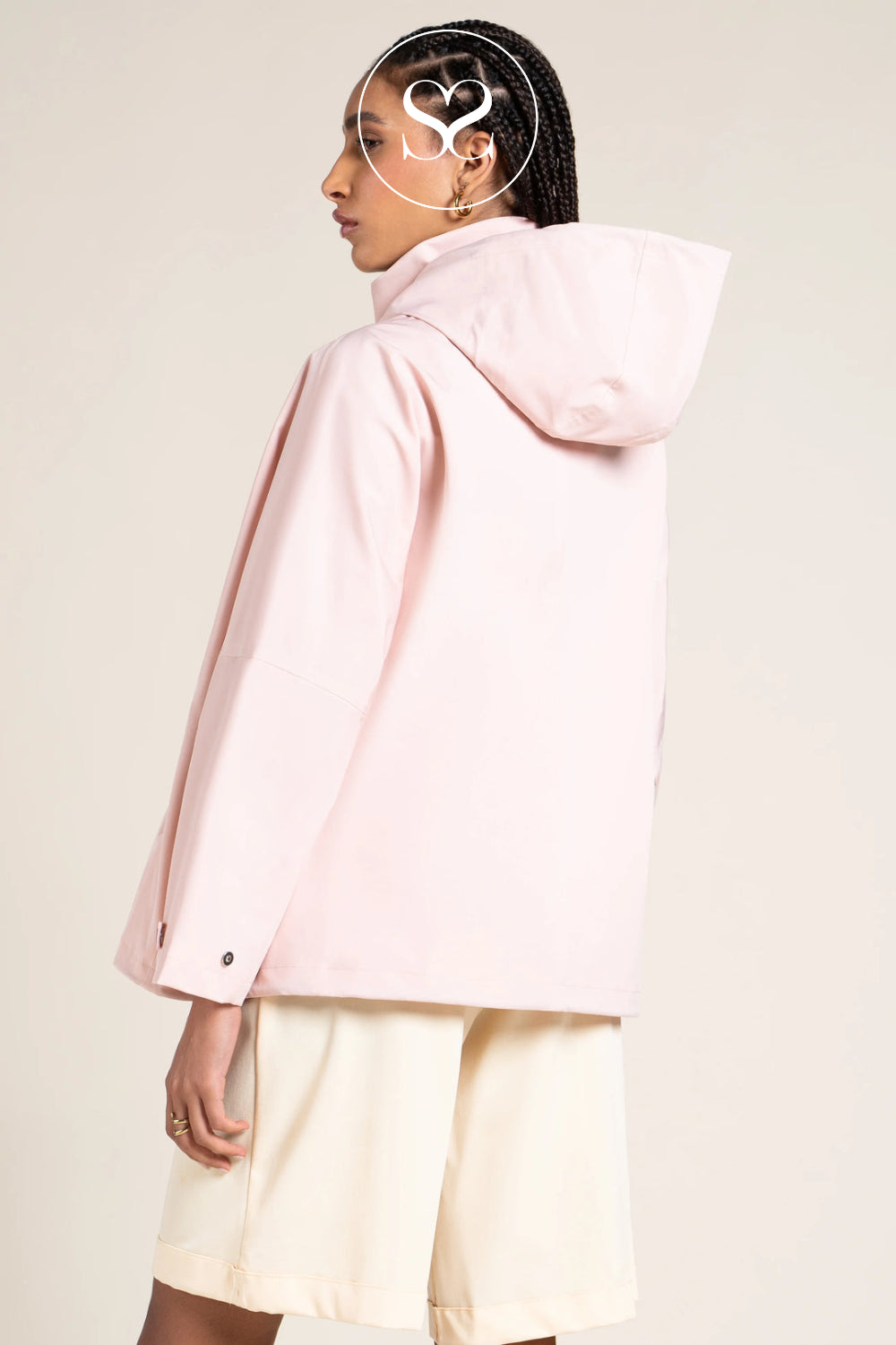 Flotte Cropped Cape with a Removable Hood - Ireland