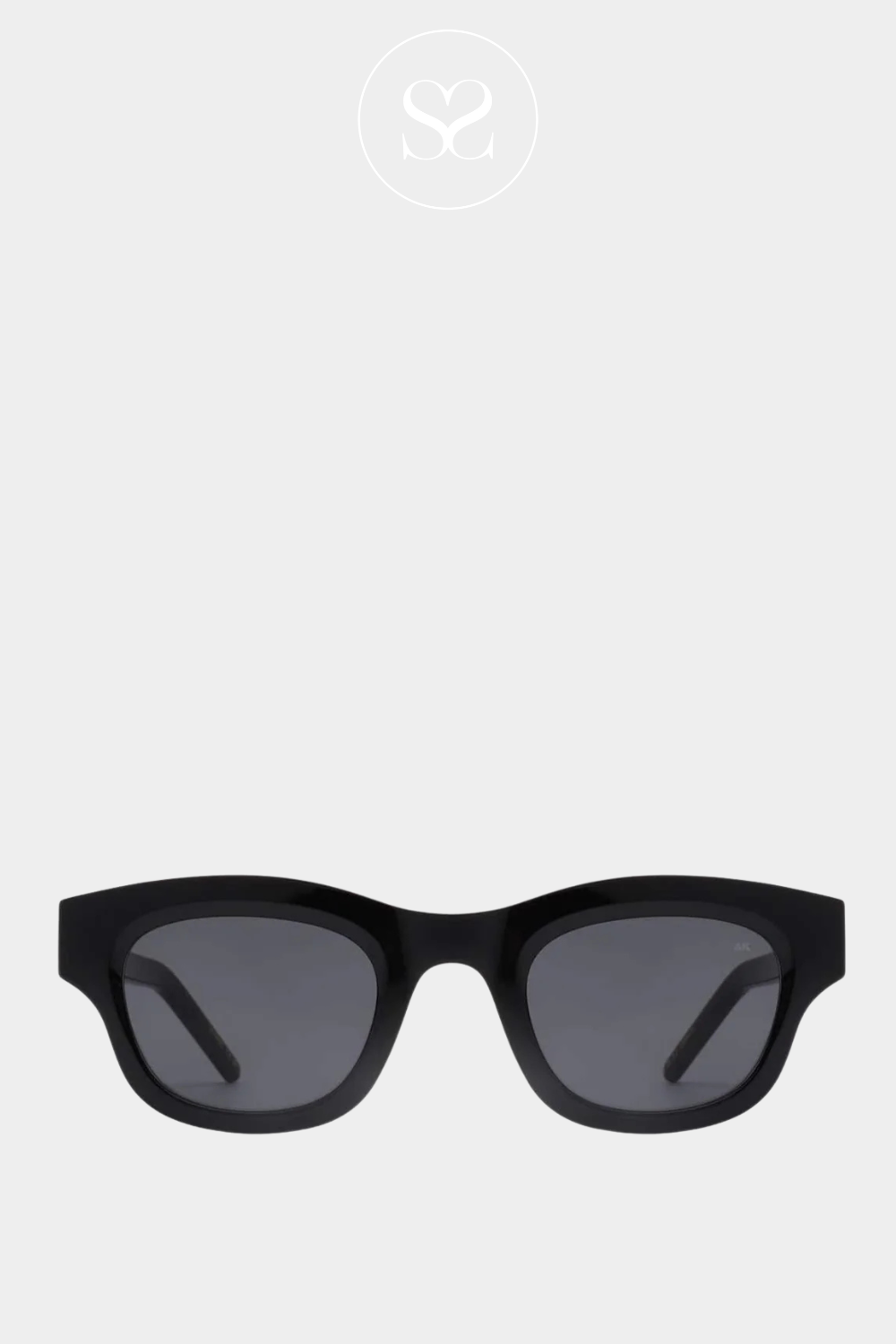 AKJAERBEDE LANE BLACK SUNGLASSES
