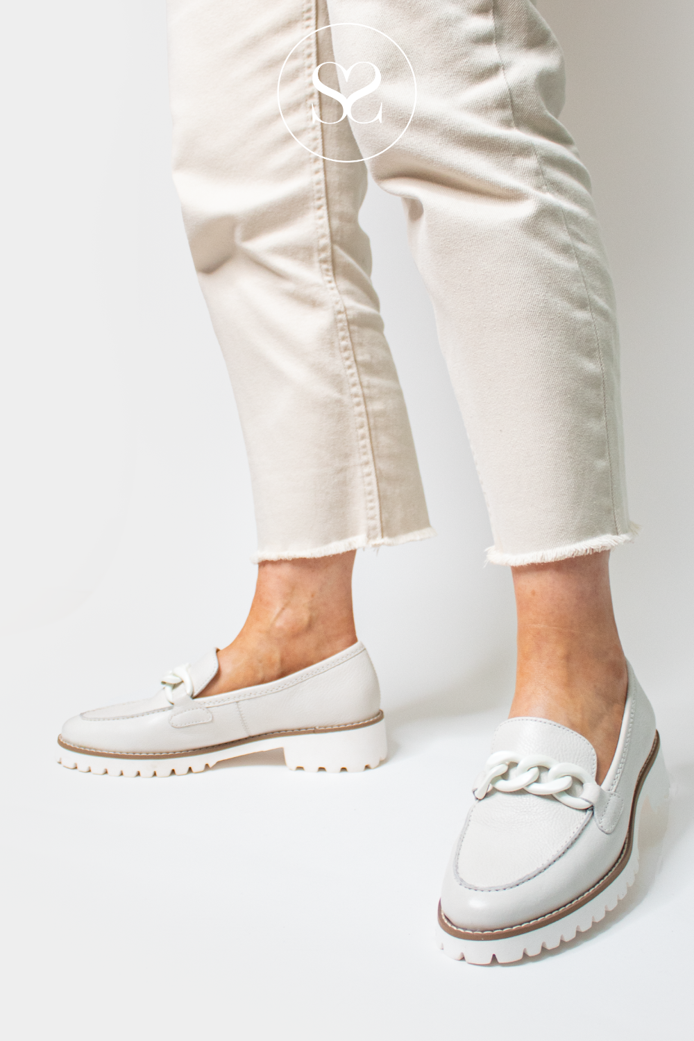 ARA 12-31209 IVORY LEATHER CHUNKY LOAFERS WITH CHAIN DETAIL