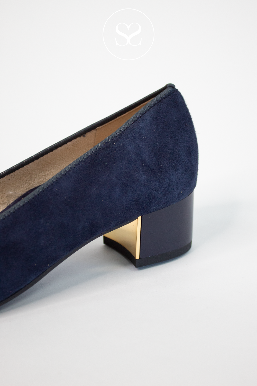 ARA 12-35382 NAVY SUEDE LOW HEEL BLOCK HEELCOURT SHOE
