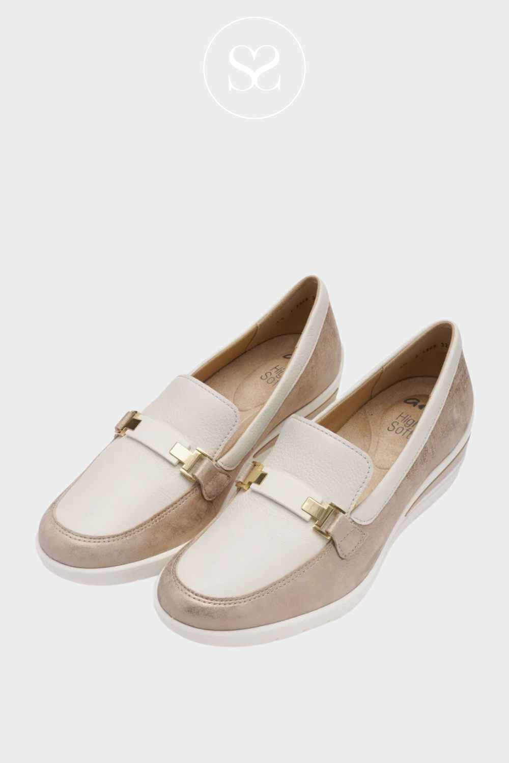 Ara neutral wedges perfect for summer. Everyday slip on shoe with round toe,cream and gold leather and wedge sole. Gold hardware buckle for added design