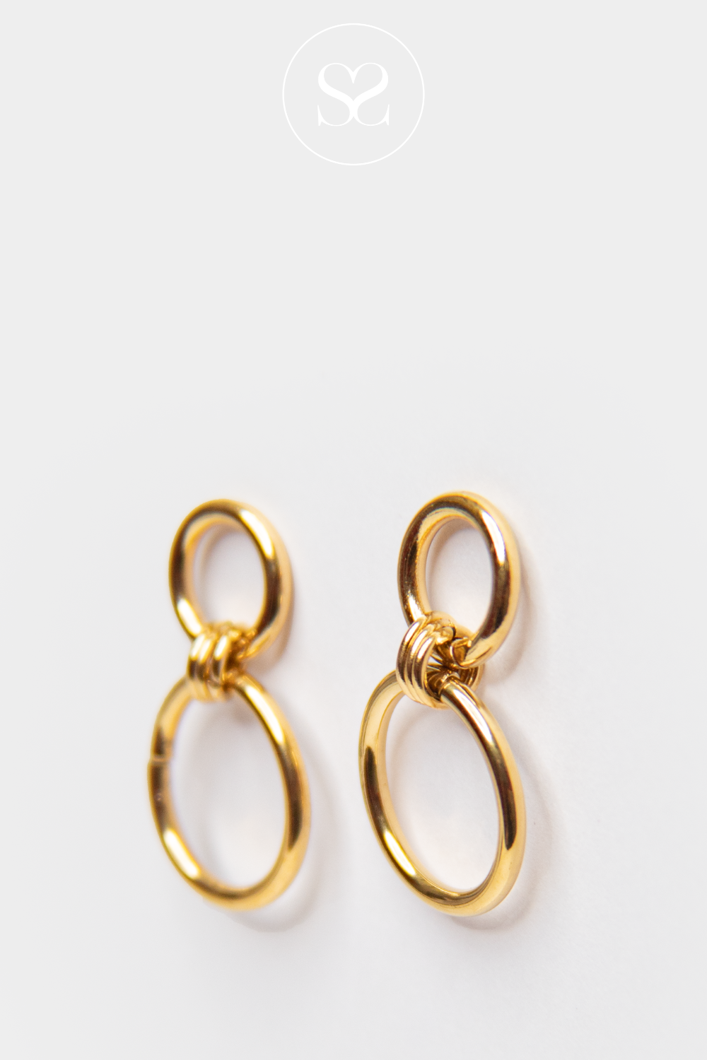 EMMY 02 GOLD DOUBLE RING DROP HOOP EARRINGS