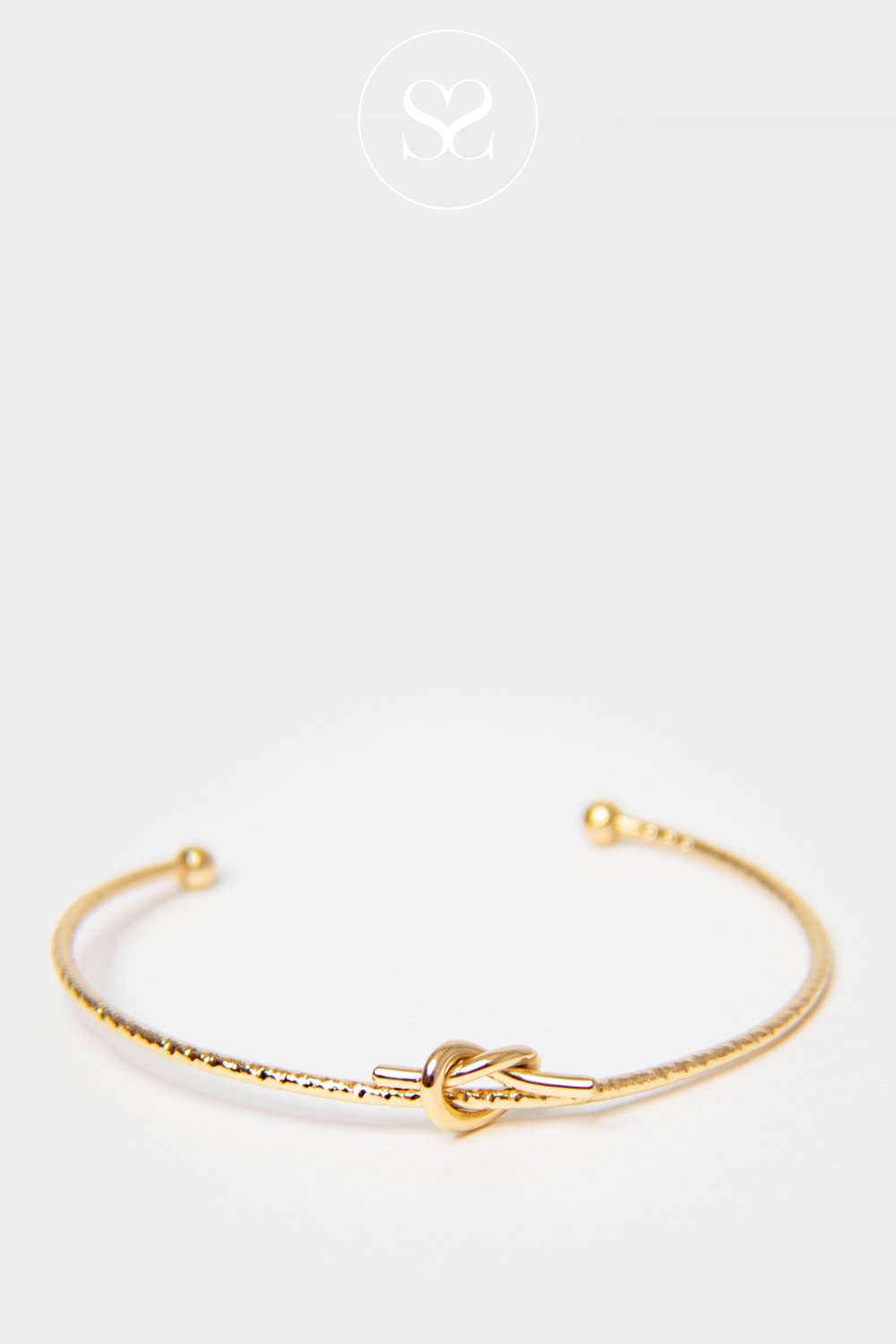 EMMY 04 GOLD KNOT BANGLE BRACELETS