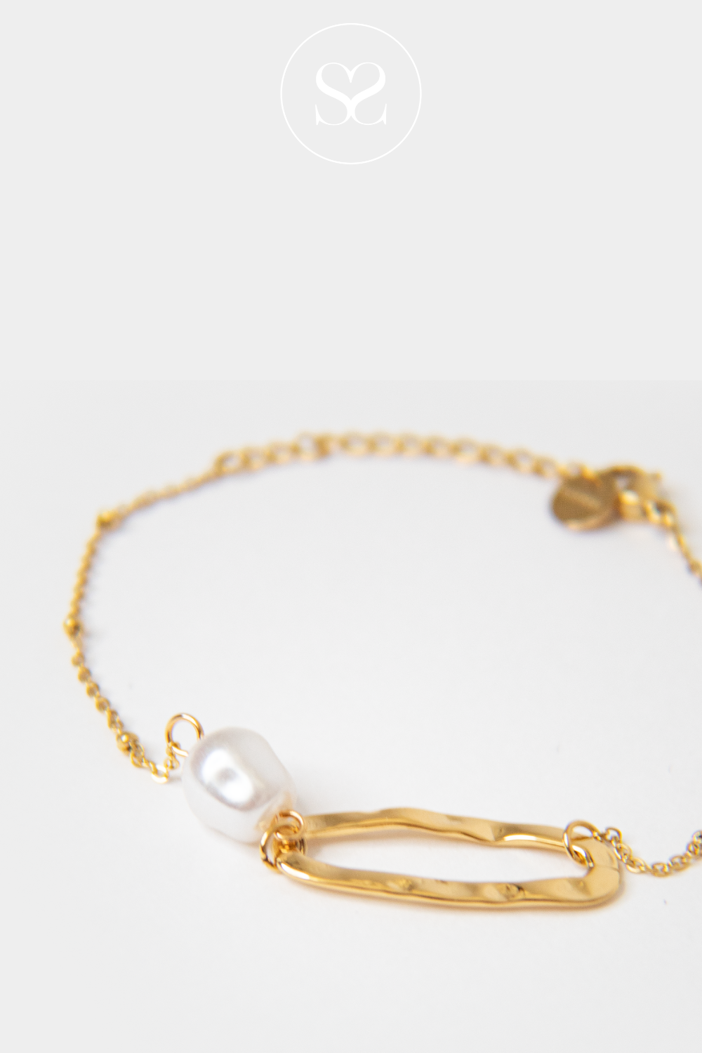 EMMY 06 GOLD PEARL DELICATE THIN BRACELET