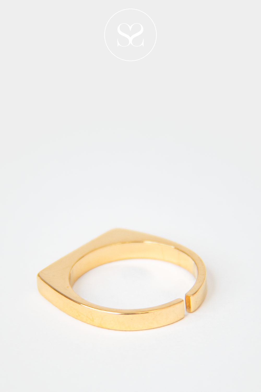 EMMY 09 GOLD SQUARE ADJUSTABLE RING