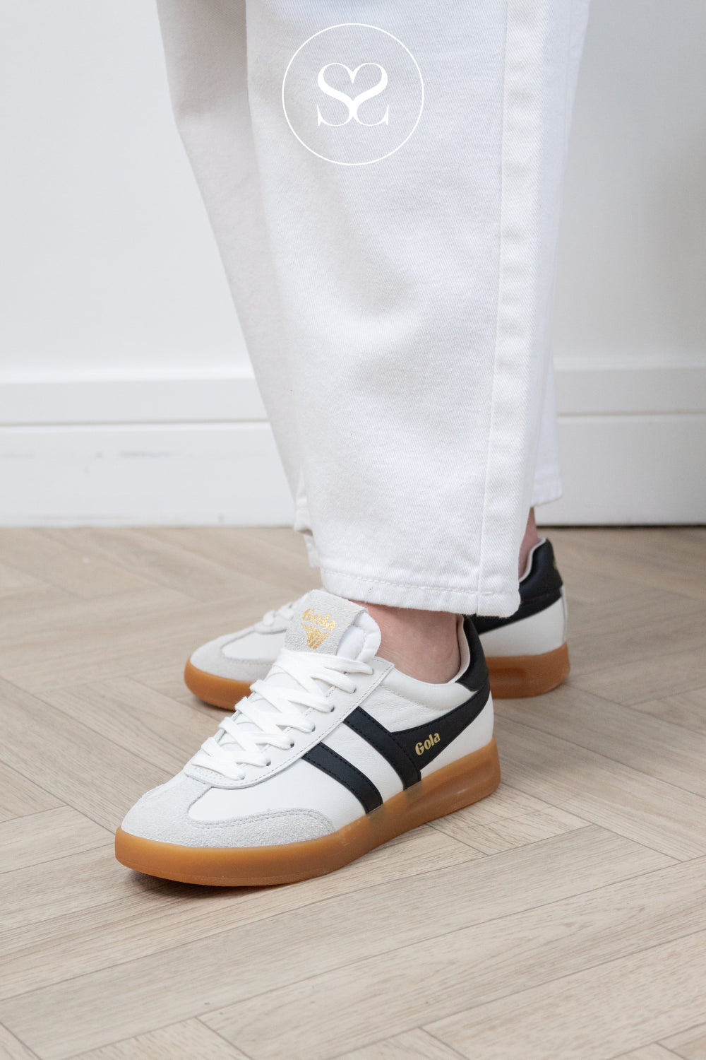 Gola Retro White/Black Leather Trainer For Women - Cyclone