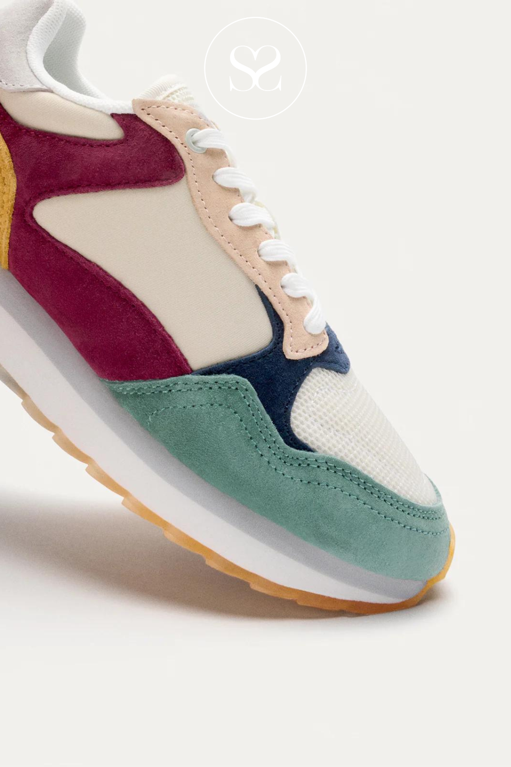 HOFF MONTREAL COLOURFUL TRAINERS WITH WHITE LACES, HOFF LOGO ON THE HEEL AND MONTREAL BRANDING ON THE SOLE