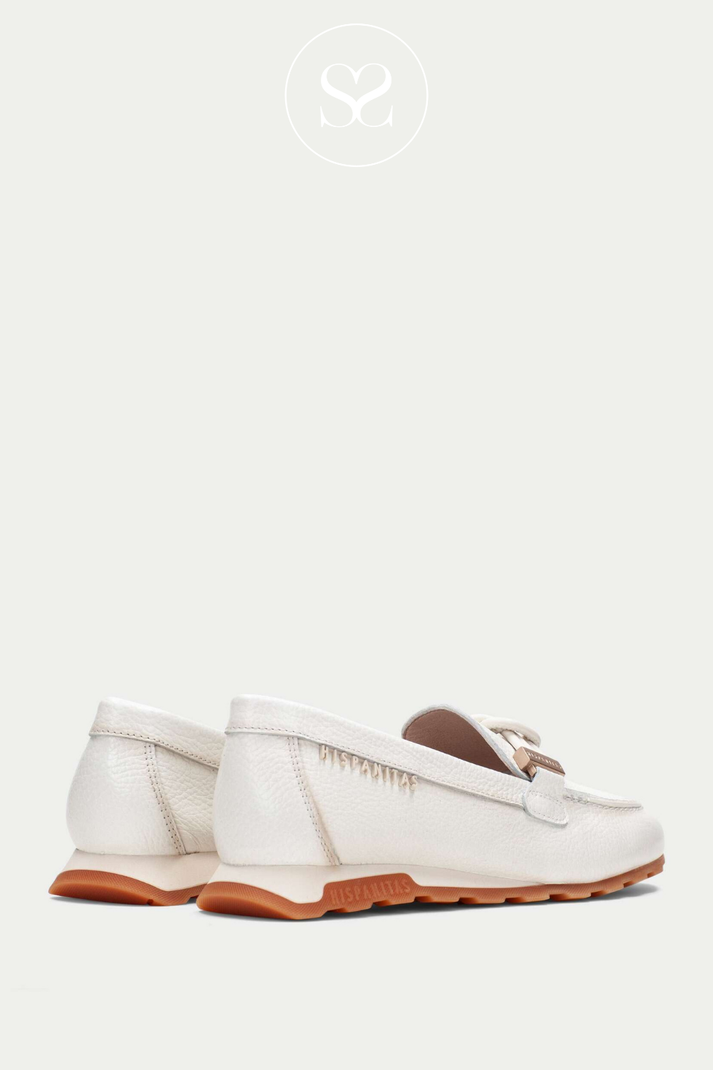 Off white comfy leather slip on shoe with rubber non slip sole. Everyday smart casual look. Suitable for all day wear