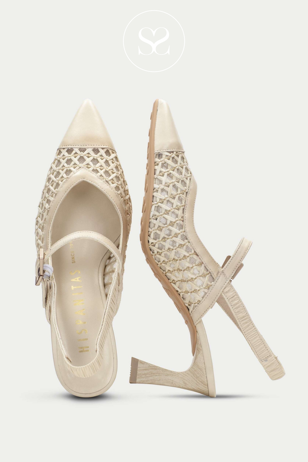Neutral heels perfect for confirmation and communion season. Comfortable footbed and wider heel