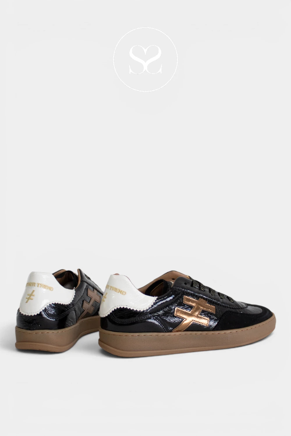 Another Trend Black Patent Trainers A032-92