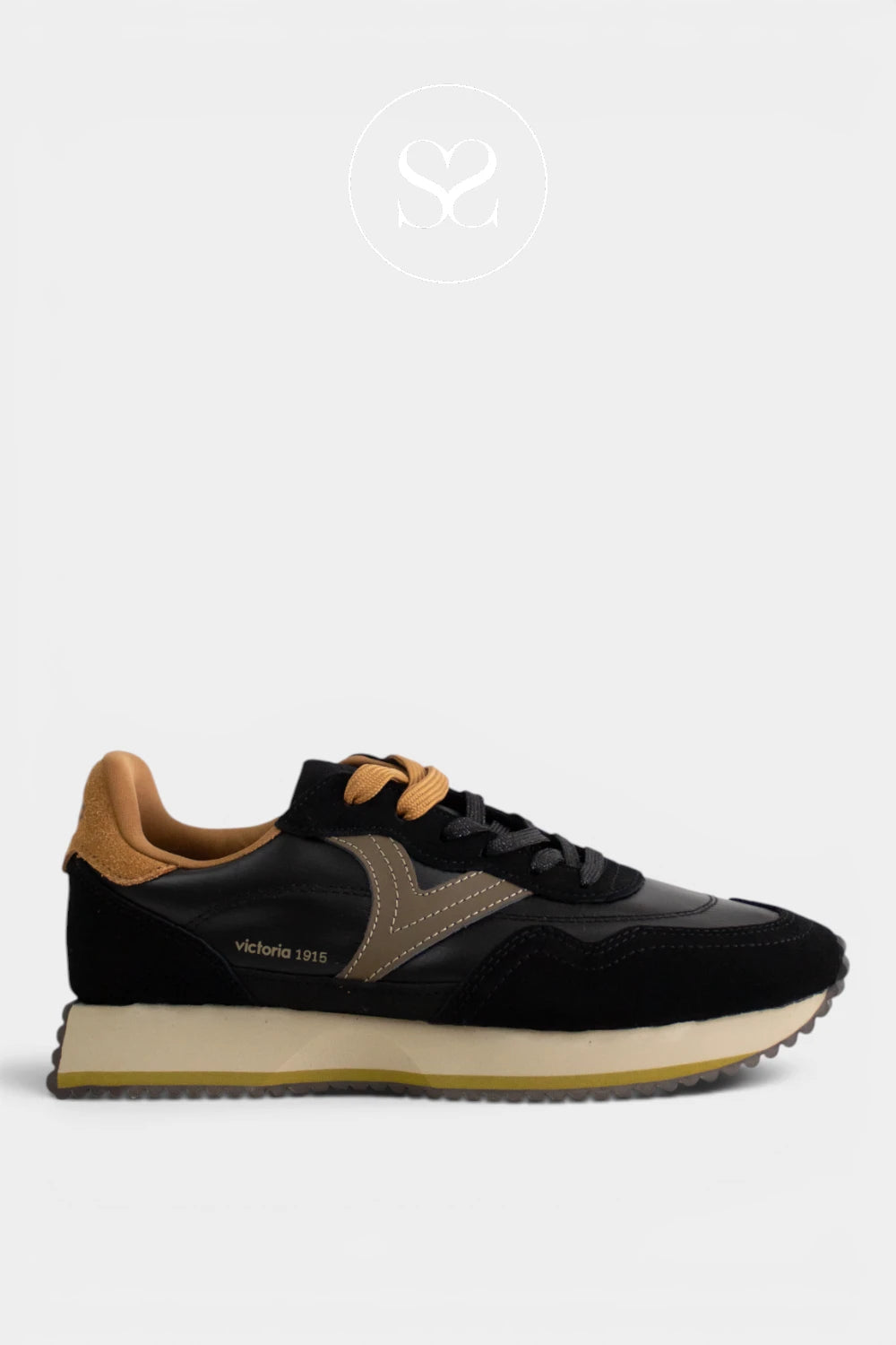 Victoria Black Sporty Trainers 1134118