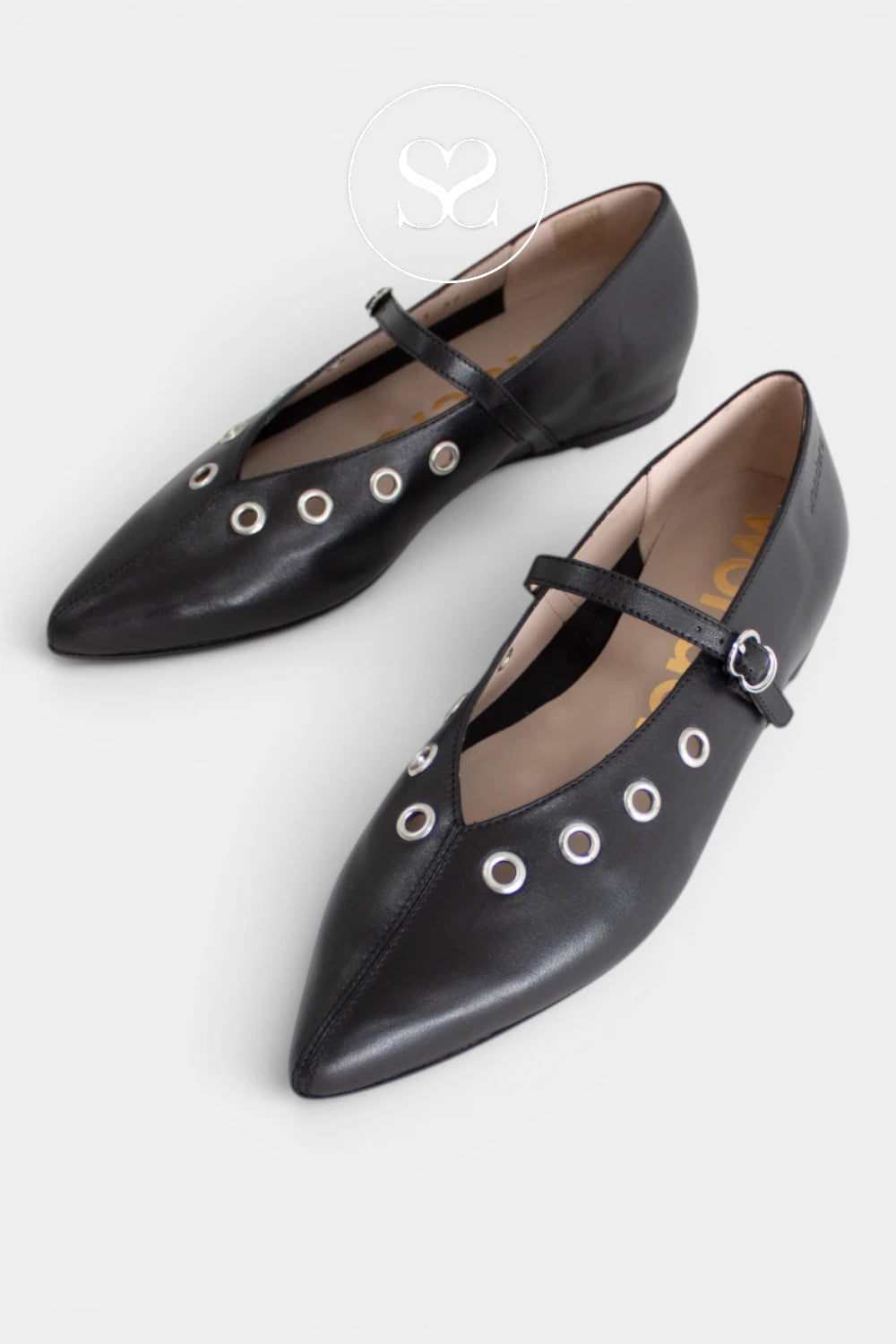 Wonders Black Flat Mary-Jane Pumps A-3841