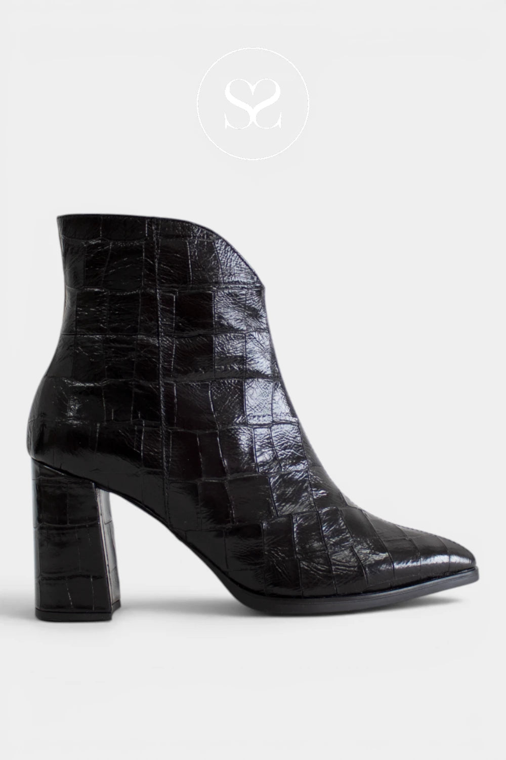 Wonders Black Pointed Heeled Ankle Boots - M-5444 for Women - Ireland