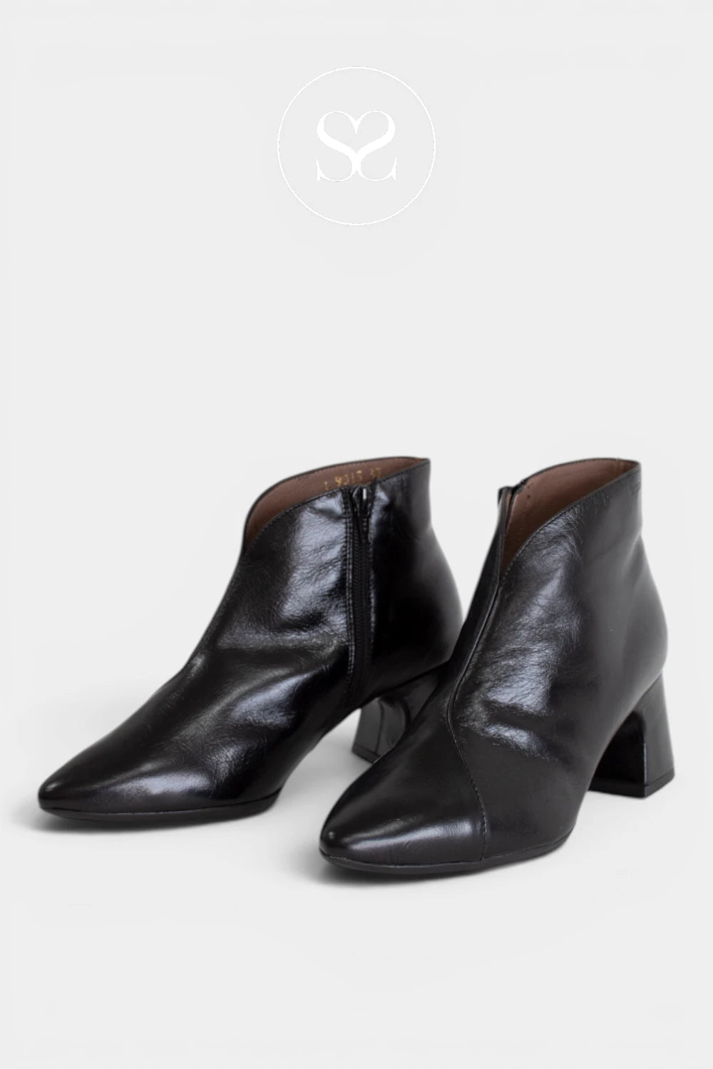 Wonders Black Pointed Heeled Ankle Boots with v cut front for women I-9013