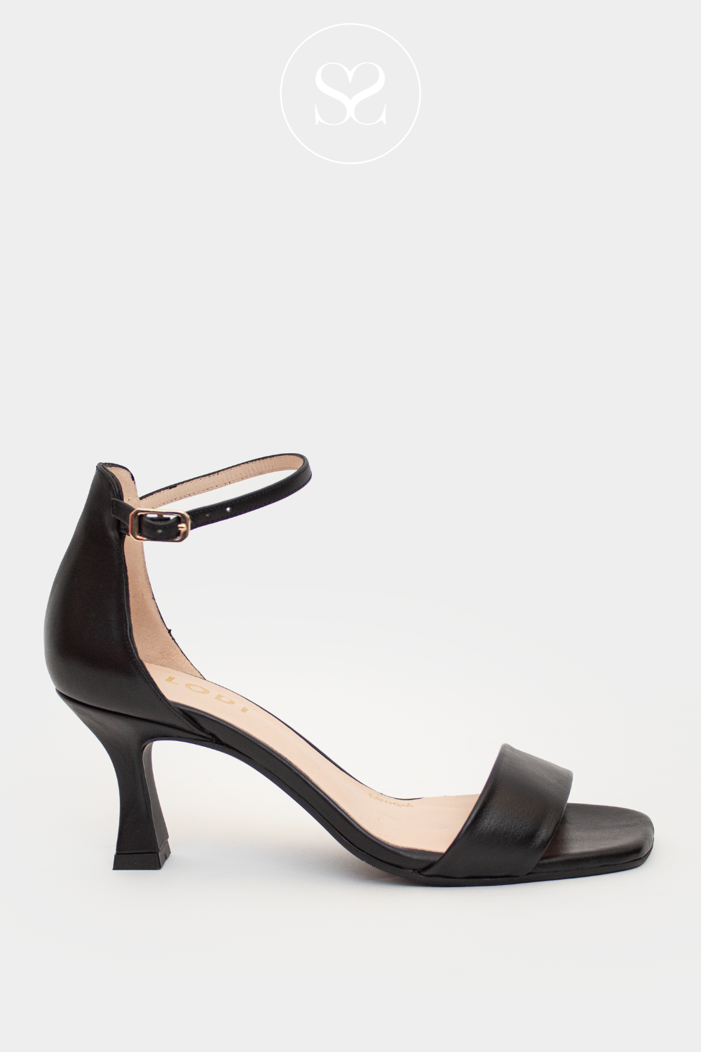 Black low high heels best sale