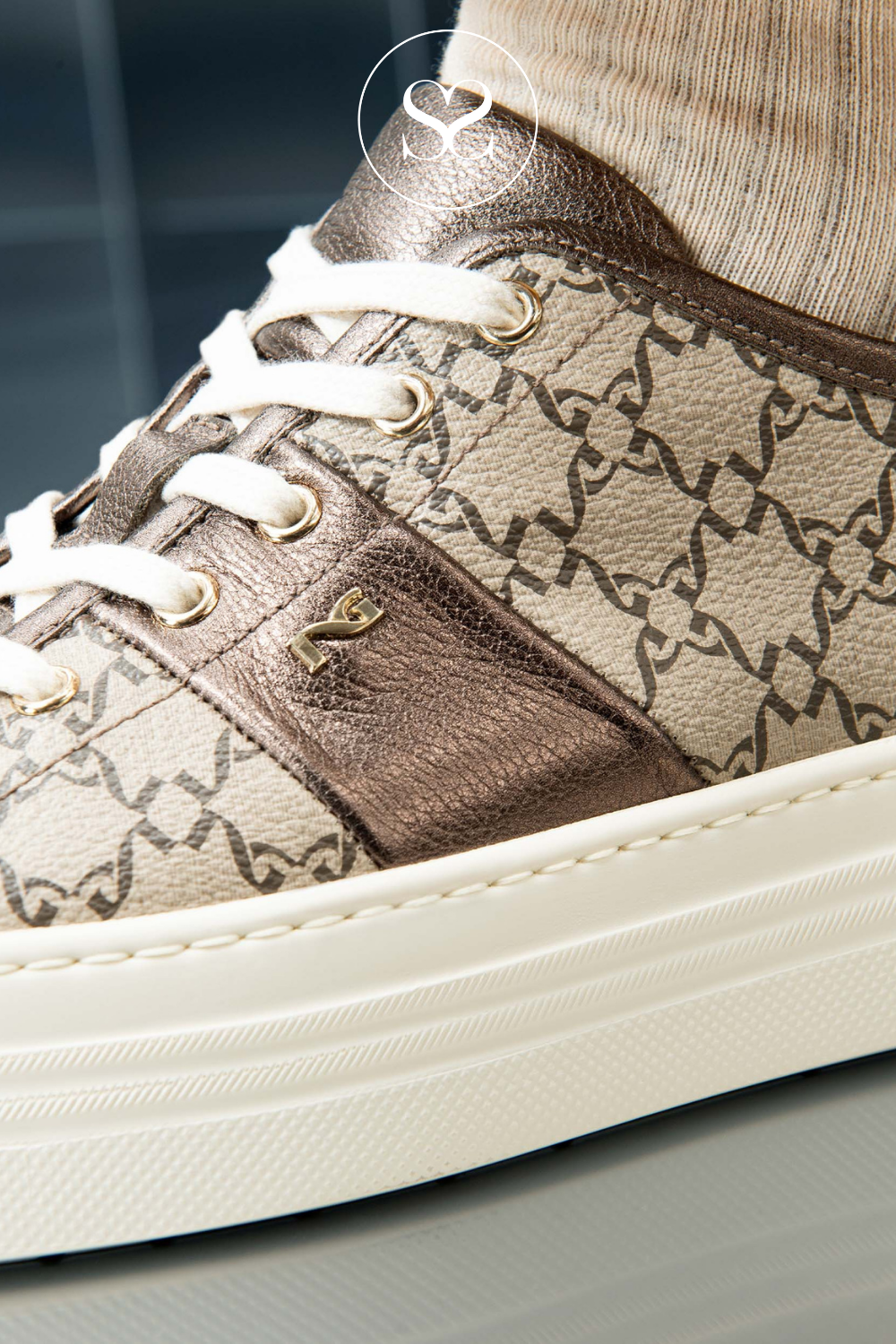 BEIGE TRAINERS FROM NERO GIARDINI