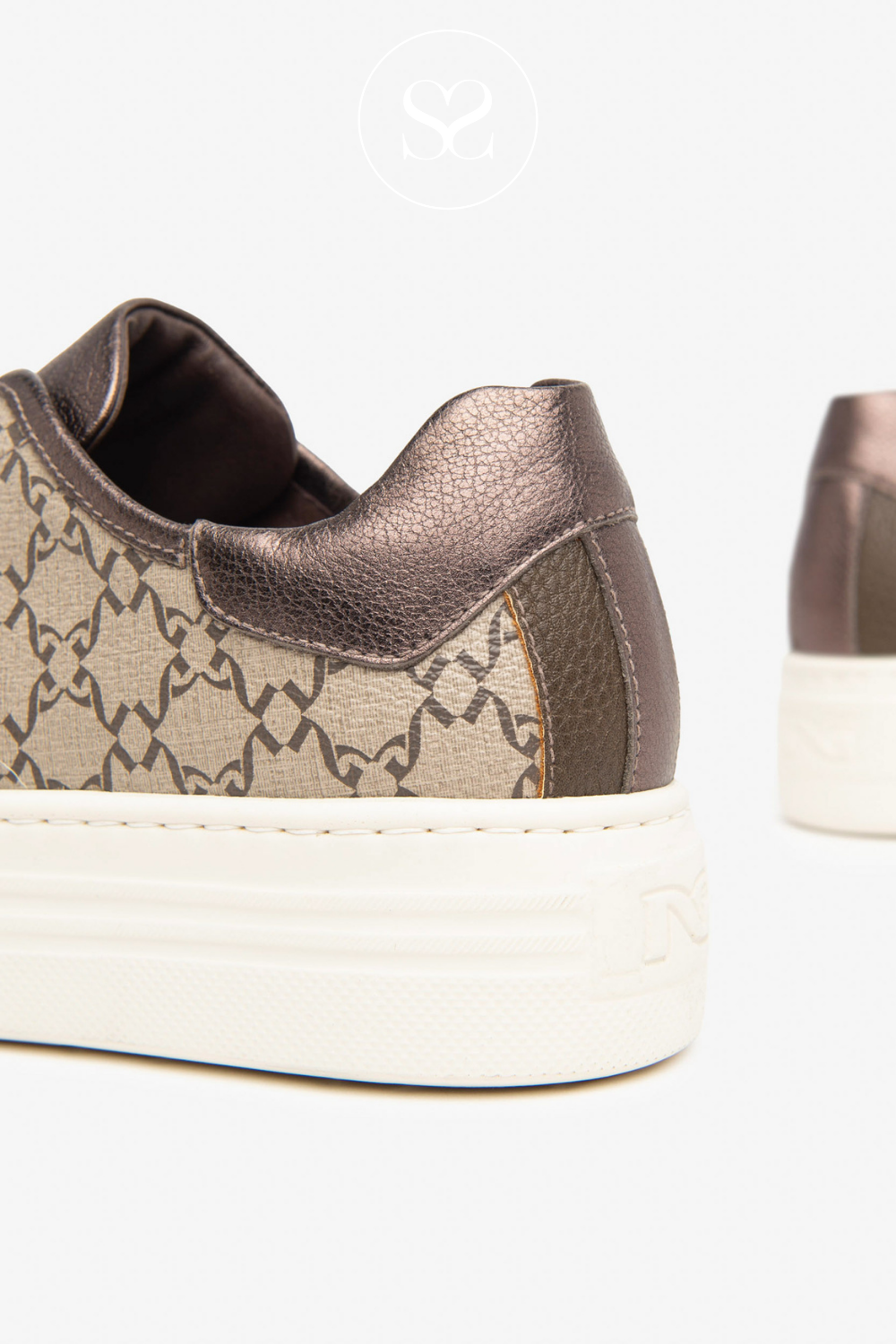 BACK OF NERO GIARDINI BROWN SNEAKERS