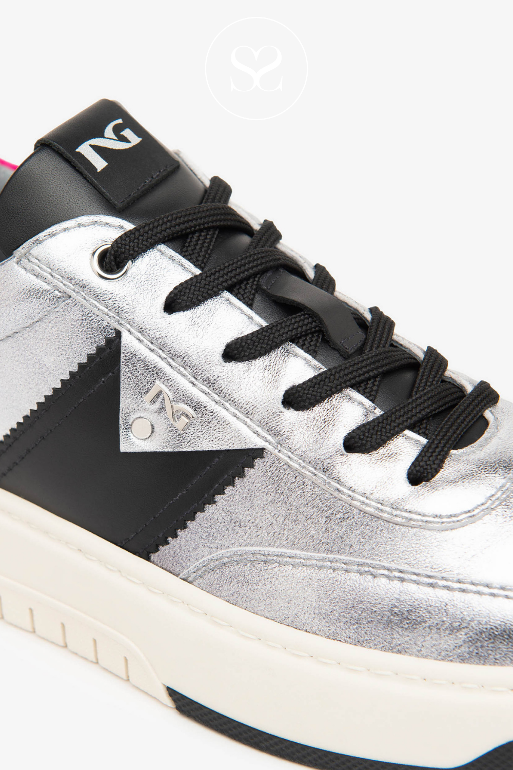 WOMENS RUNNERS FROM NERO GIARDINI IRELAND
