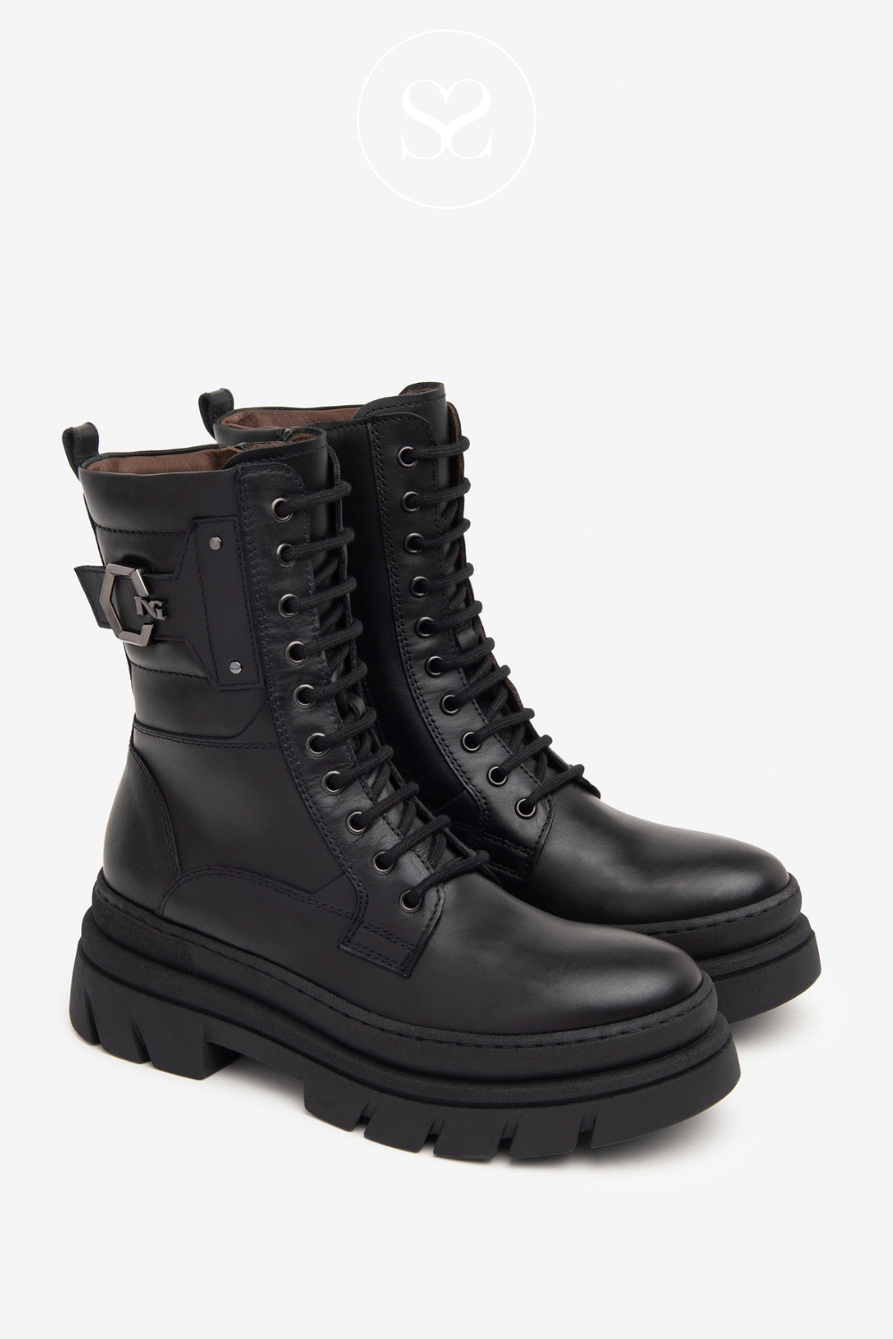 Chunky black lace up biker boots from Nero Giardini i411932d