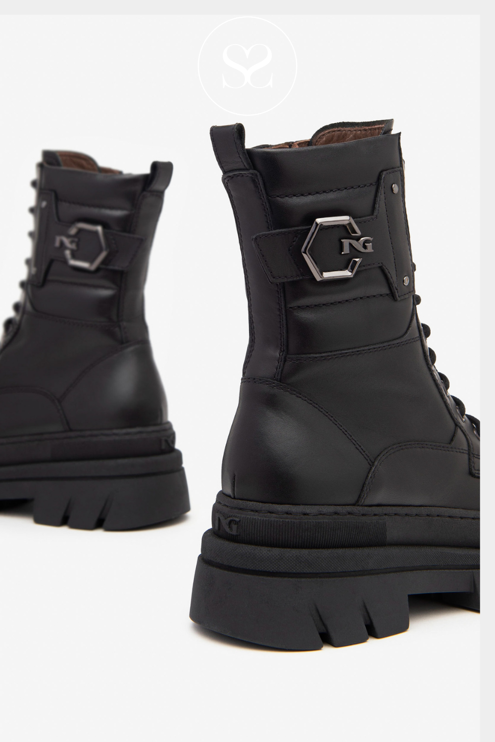 Chunky black leather combat boots for Women from Italian brand Nero Giardini
