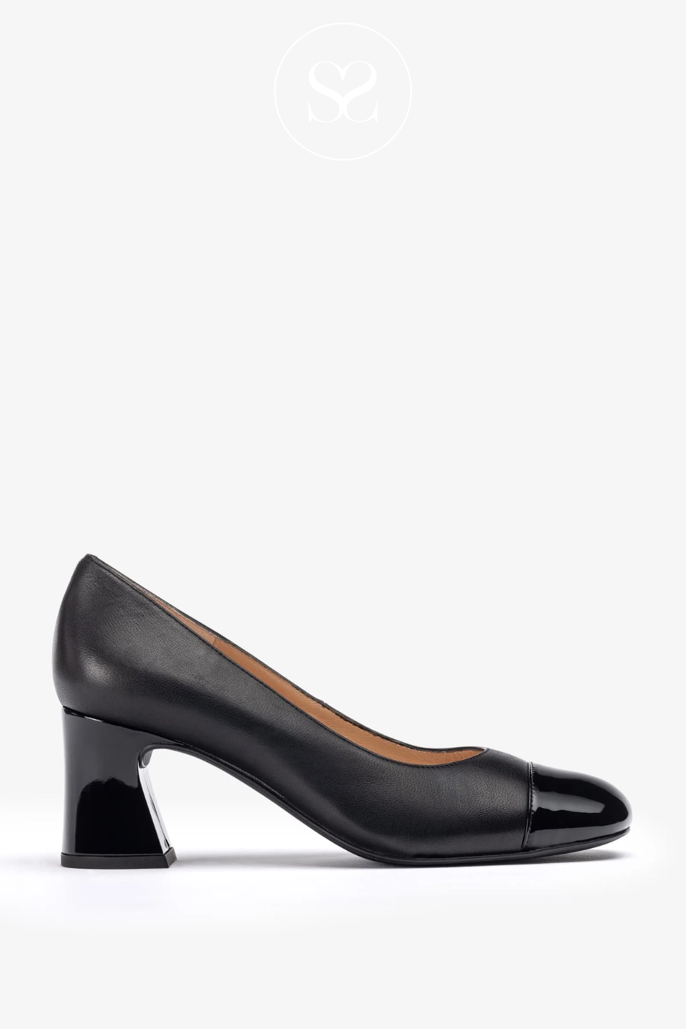 Leather block heel court shoes hot sale