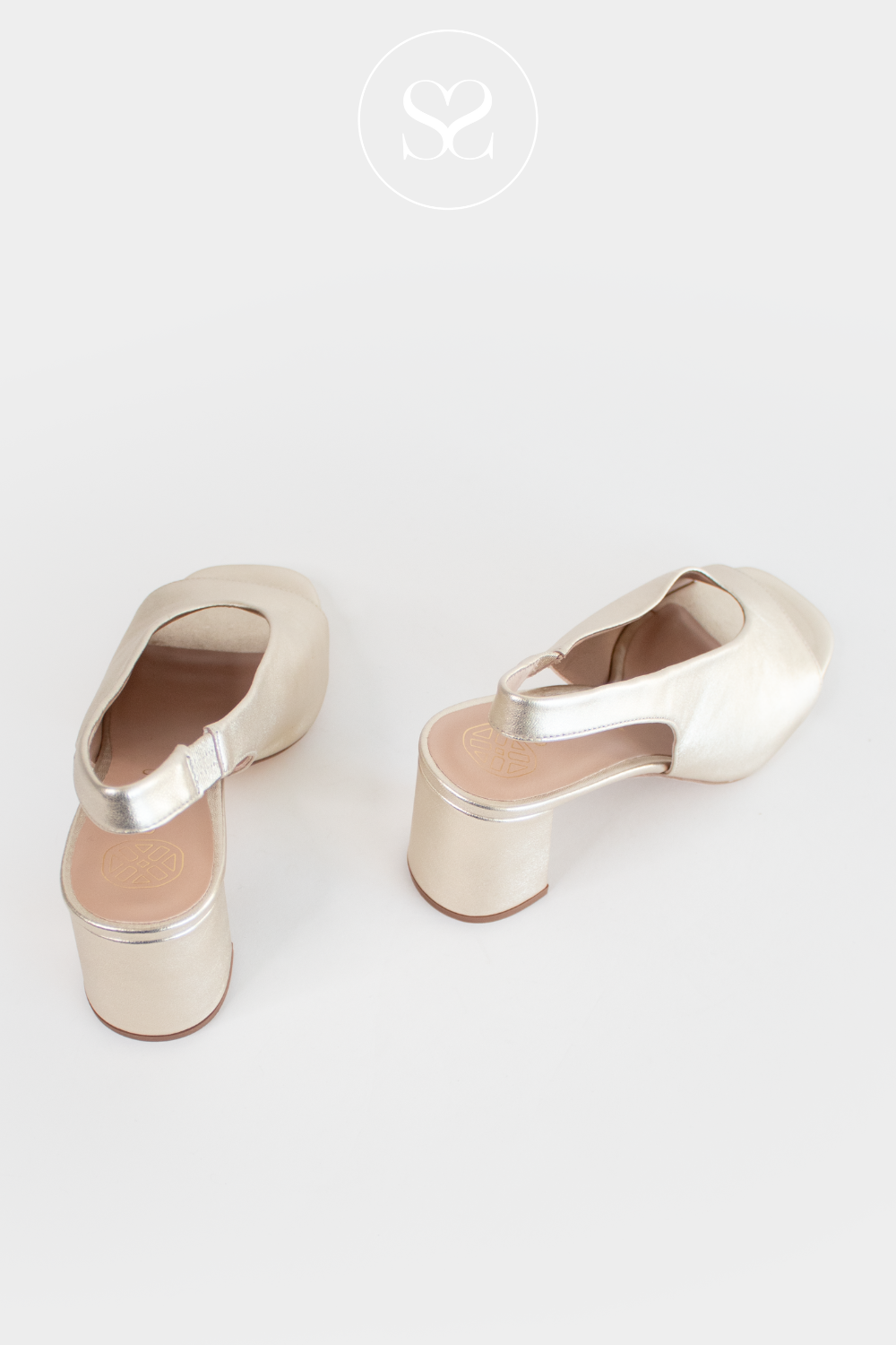 UNISA MONDY GOLD LEATHER SLINGBACK SANDALS WITH BLOCK HEEL AND SQUARE TOE
