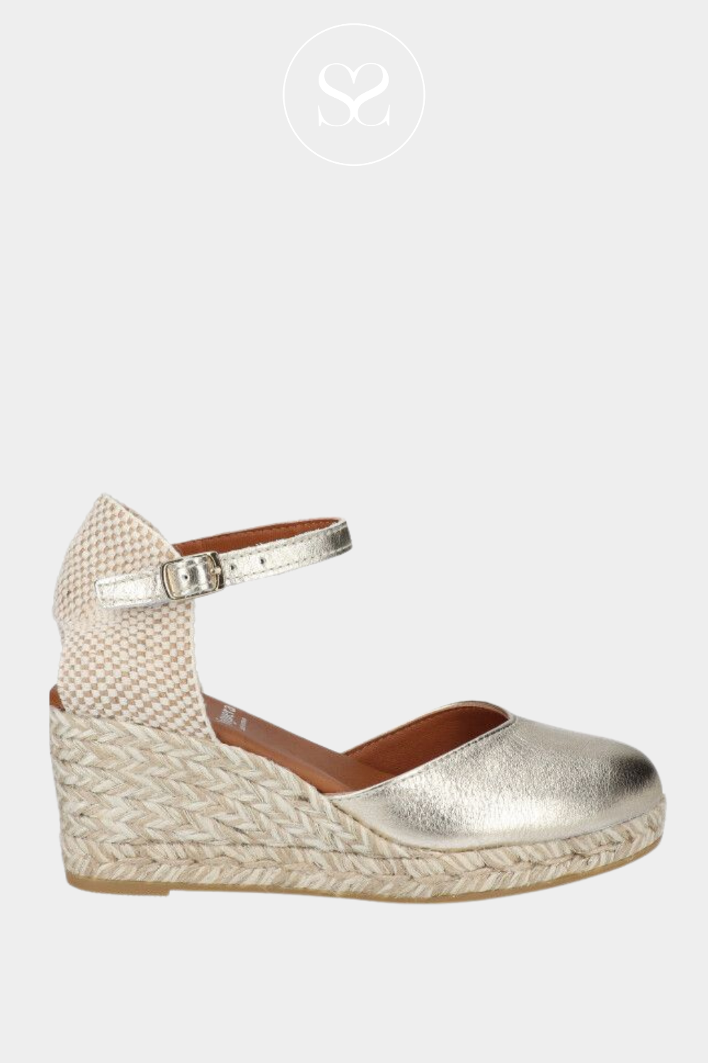VIGUERA 1983 GOLD LEATHER CLOSED TOE ESPARILLE WEDGE SANDALS WITH JUTE SOLE AND ANKLE STRAP