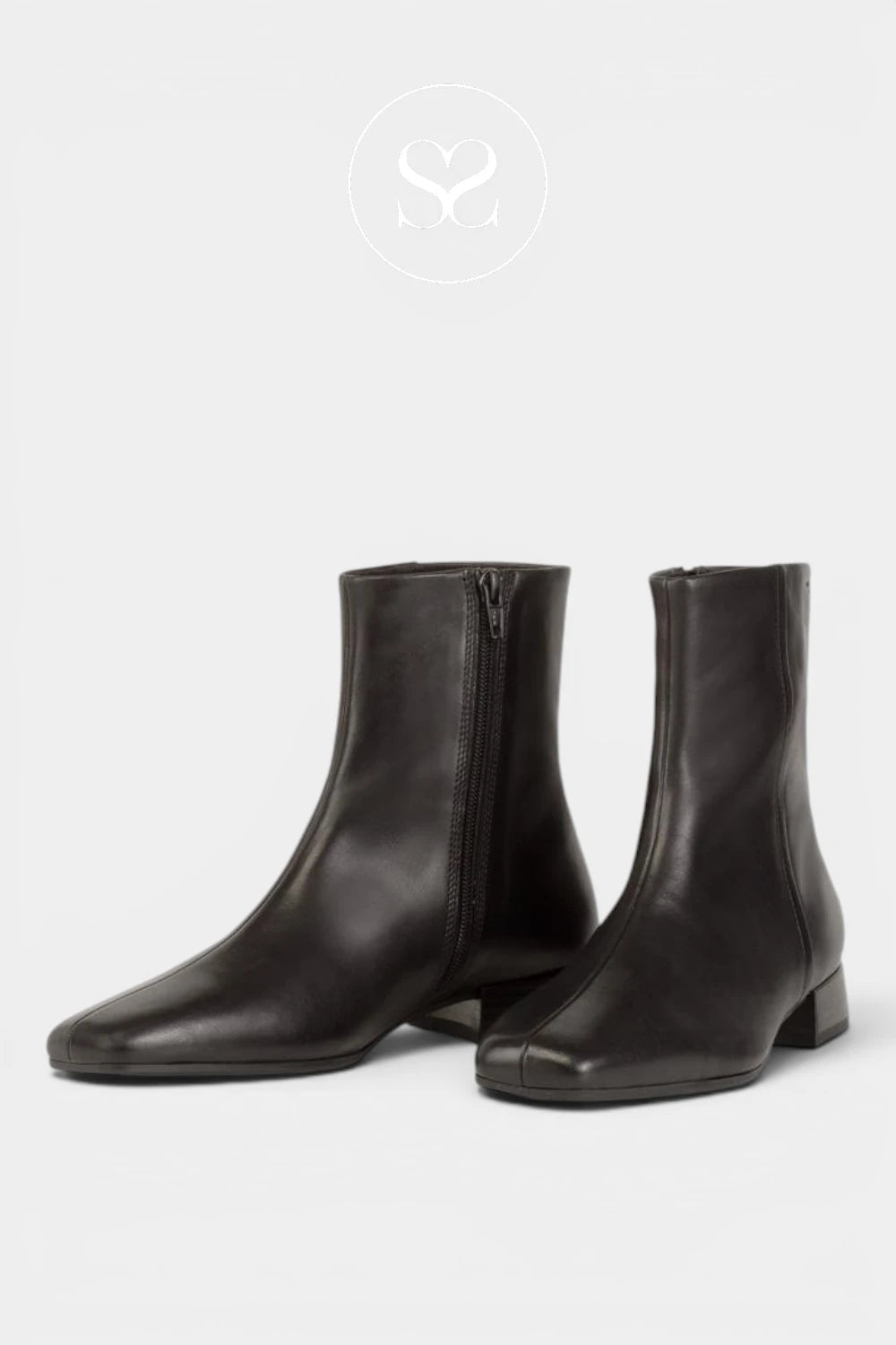 Vagabond Black Block Heel Ankle Boots- Mona 5955-001