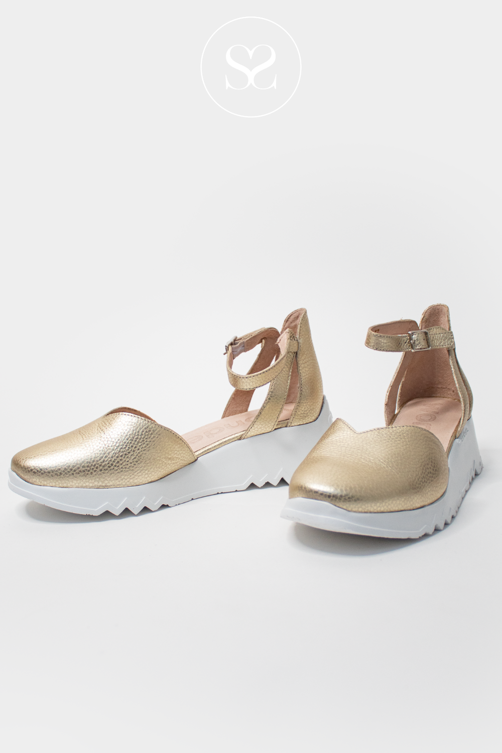 WONDERS E-6703 GOLD LEATHER CLOSED TOE WEDGE SANDALS WITH ADJUSTABLE ANKLE STRAP