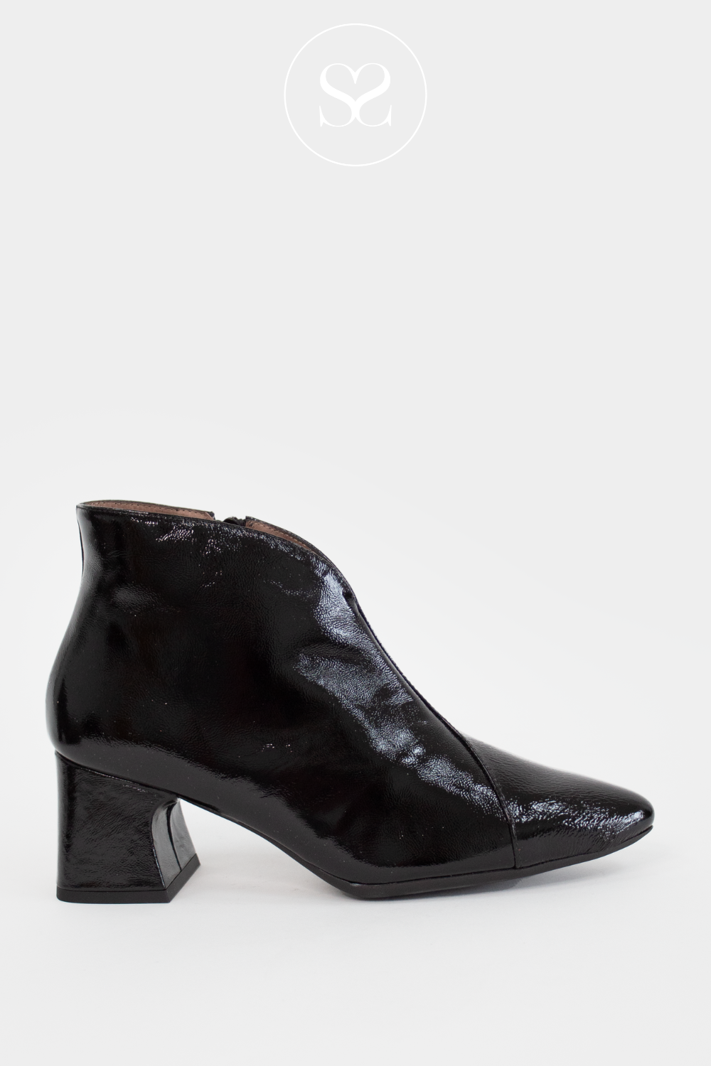 WONDERS I 9013 BLACK PATENT ANKLE BOOTS WONDERS SHOES IRELAND