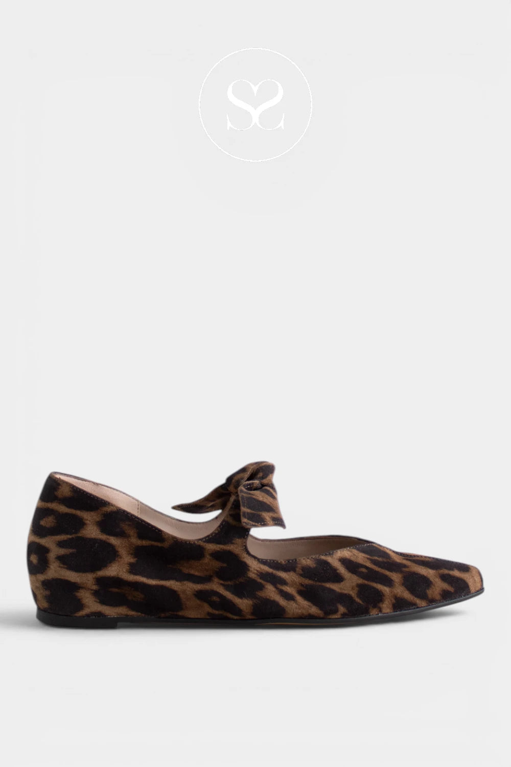 Wonders Leopard Print Pointed Toe Pumps - A-3840