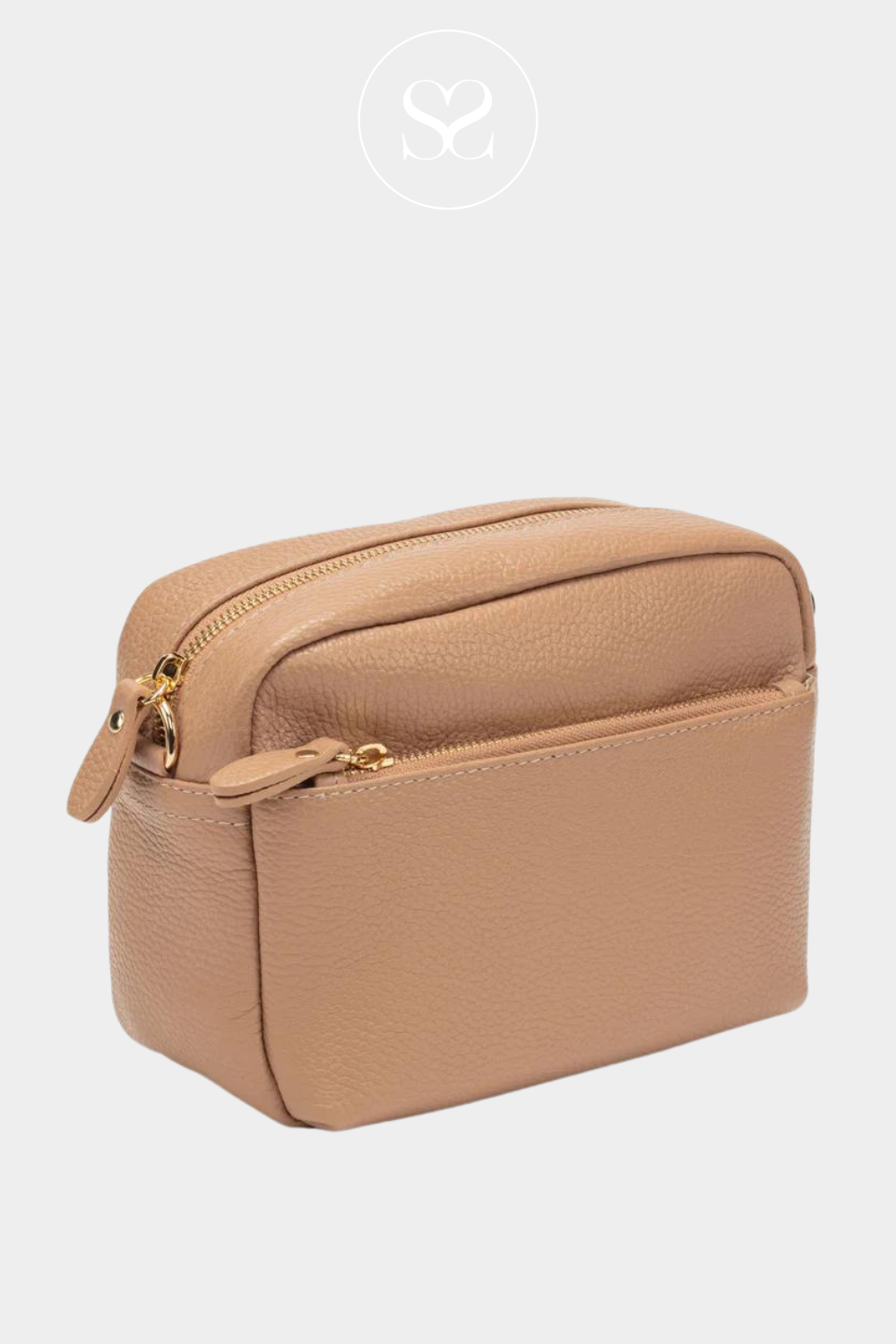 spacious beige leather crossbody bag from Elie Beaumont
