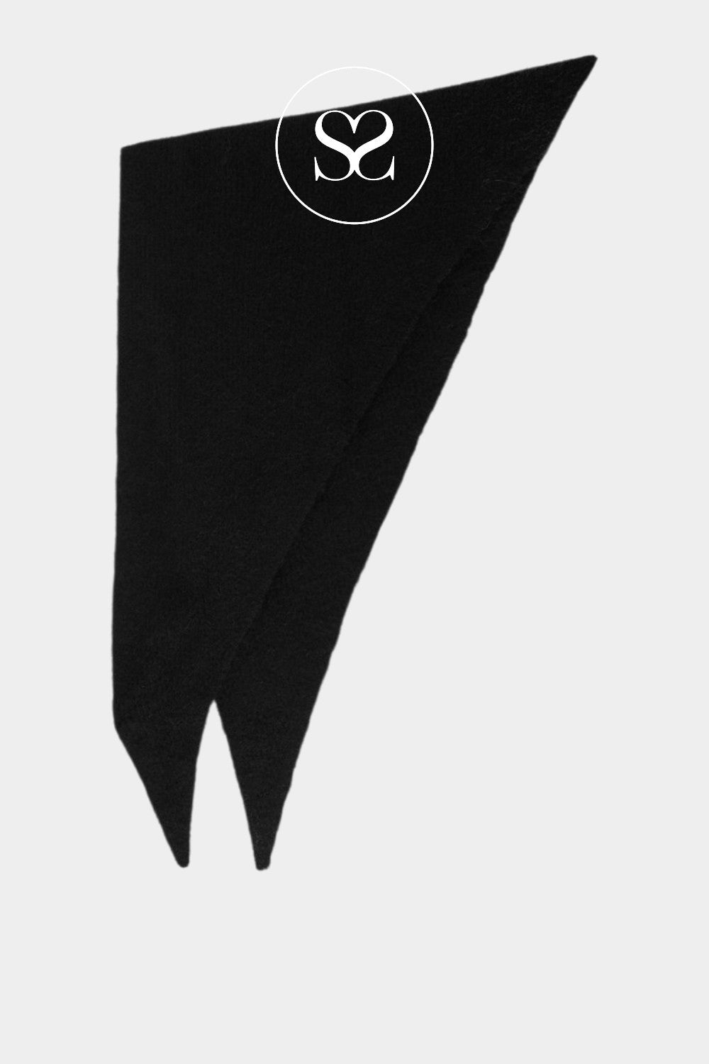 Moss Copenhagen black traingular scarf