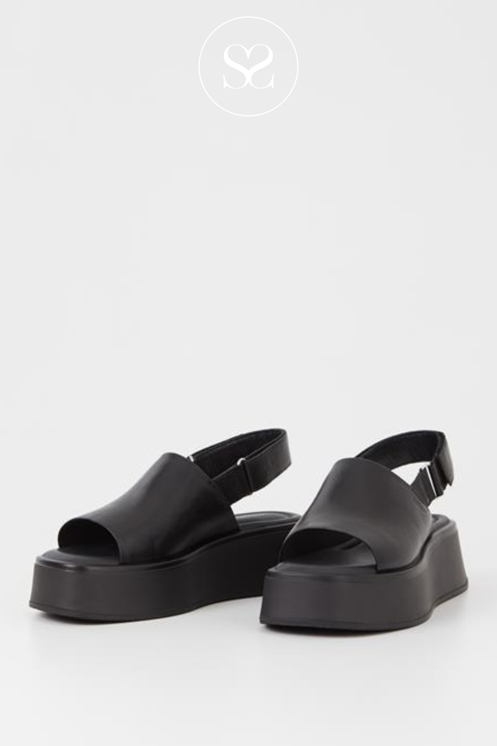 black leather chunky sandals with slingback from Vagabond