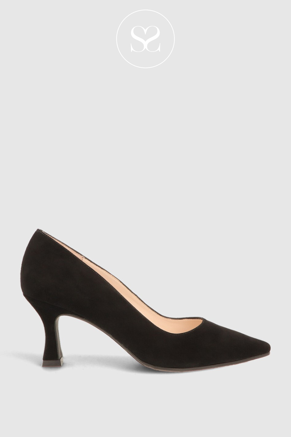 Black suede court shoes mid heel 2025