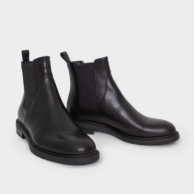 black boots for Women Ireland. Black Leather boots