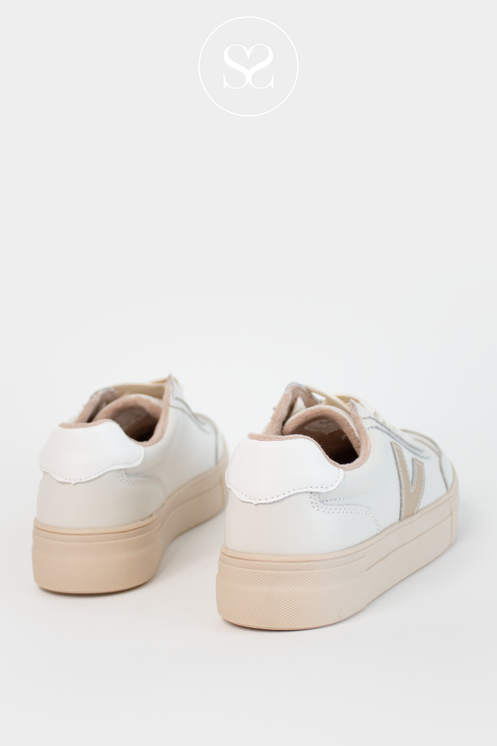 DRILLEYS GOLD/CREAM (IRISH CREAM) FLATFORM TRAINERS EIGHTY WITH CHUNKY SOLE AND WHITE HEEL DETAIL AND METALLIC GOLD V DESIGN