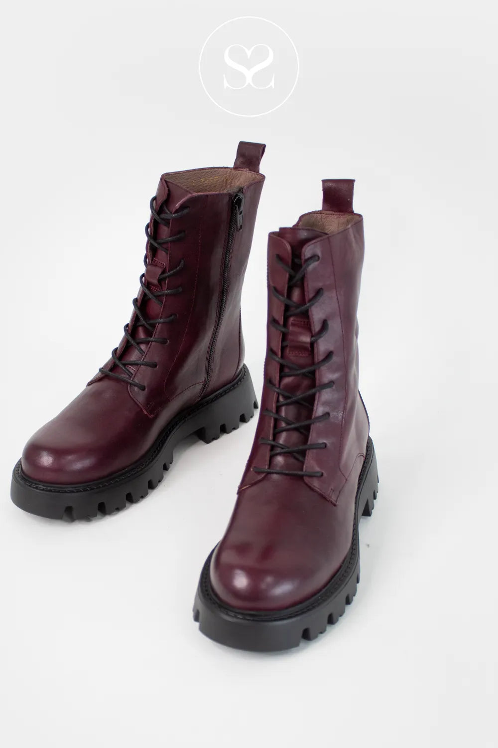 WONDERS WINE LACE UP MILITARY STYLE BOOTS C-7510 FOR WOMEN MADE WITH SOFT SPANISH LEATHER OR ALL DAY COMFORT AND TRENDY LACE UP DETAILS