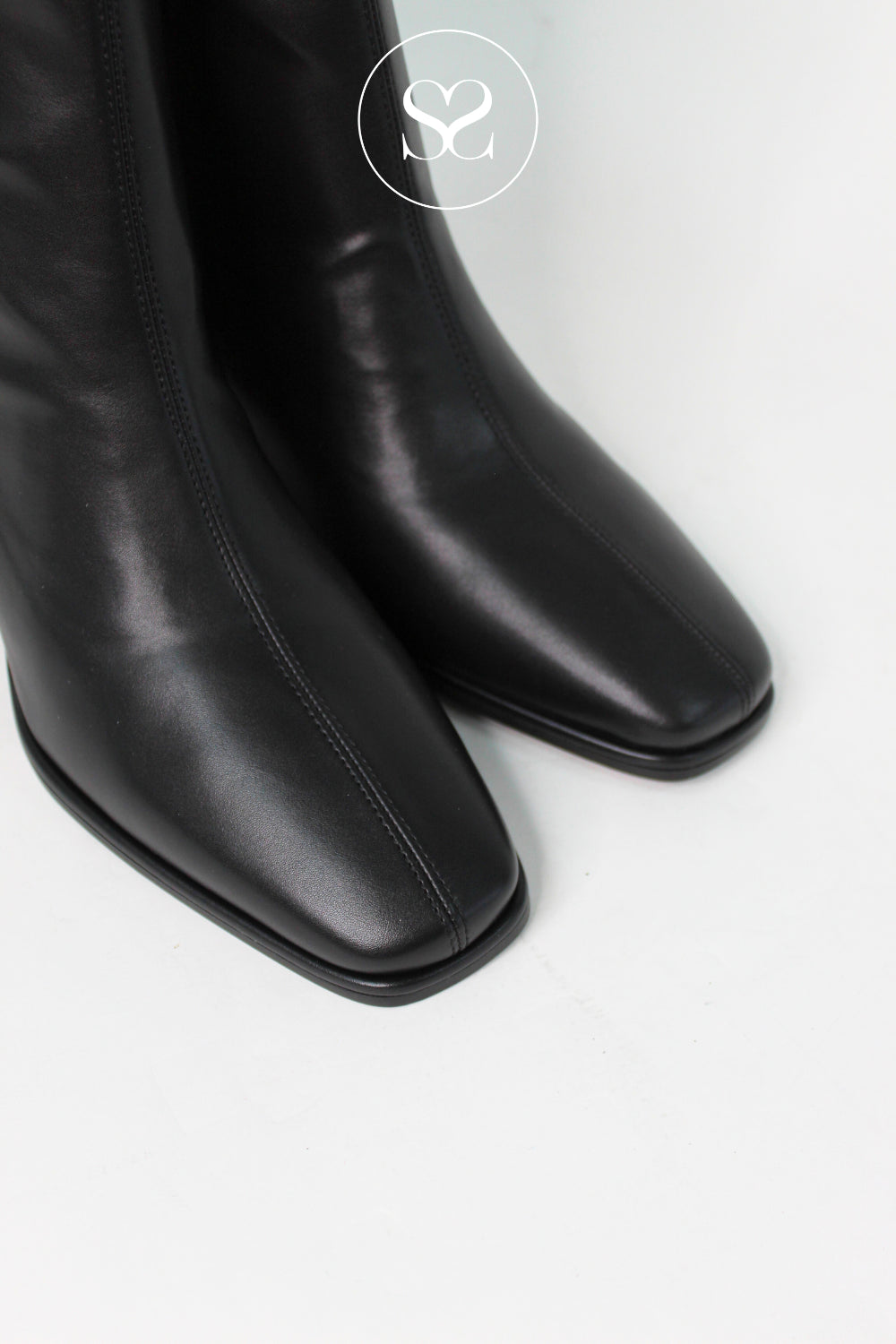 LODI BLACK SOCK STYLE ANKLE BOOTS WITH BLOCK HEEL - A-HEKA