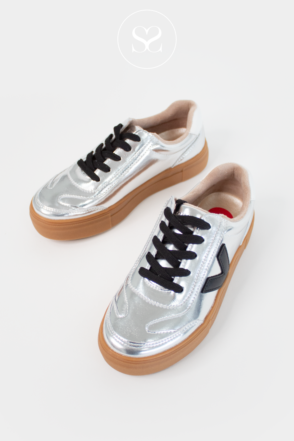 DRILLEYS SILVER ( ILLUMINATE)  EIGHTY PLATFORM SOLE TRAINERS WITH GUM SOLE AND A LACE-UP CLOSURE FOR A SNUG FIT 