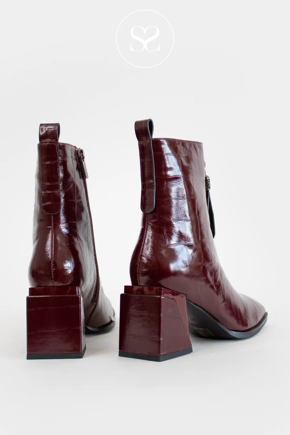 LORETTA VITALE WINE PATENT CROC EFFECT BLOCK HEEL ANKLE BOOTS C9659 FOR WOMEN WITH PULL ON TAB DETAIL AND CROC PATENT EFFECT FINISH