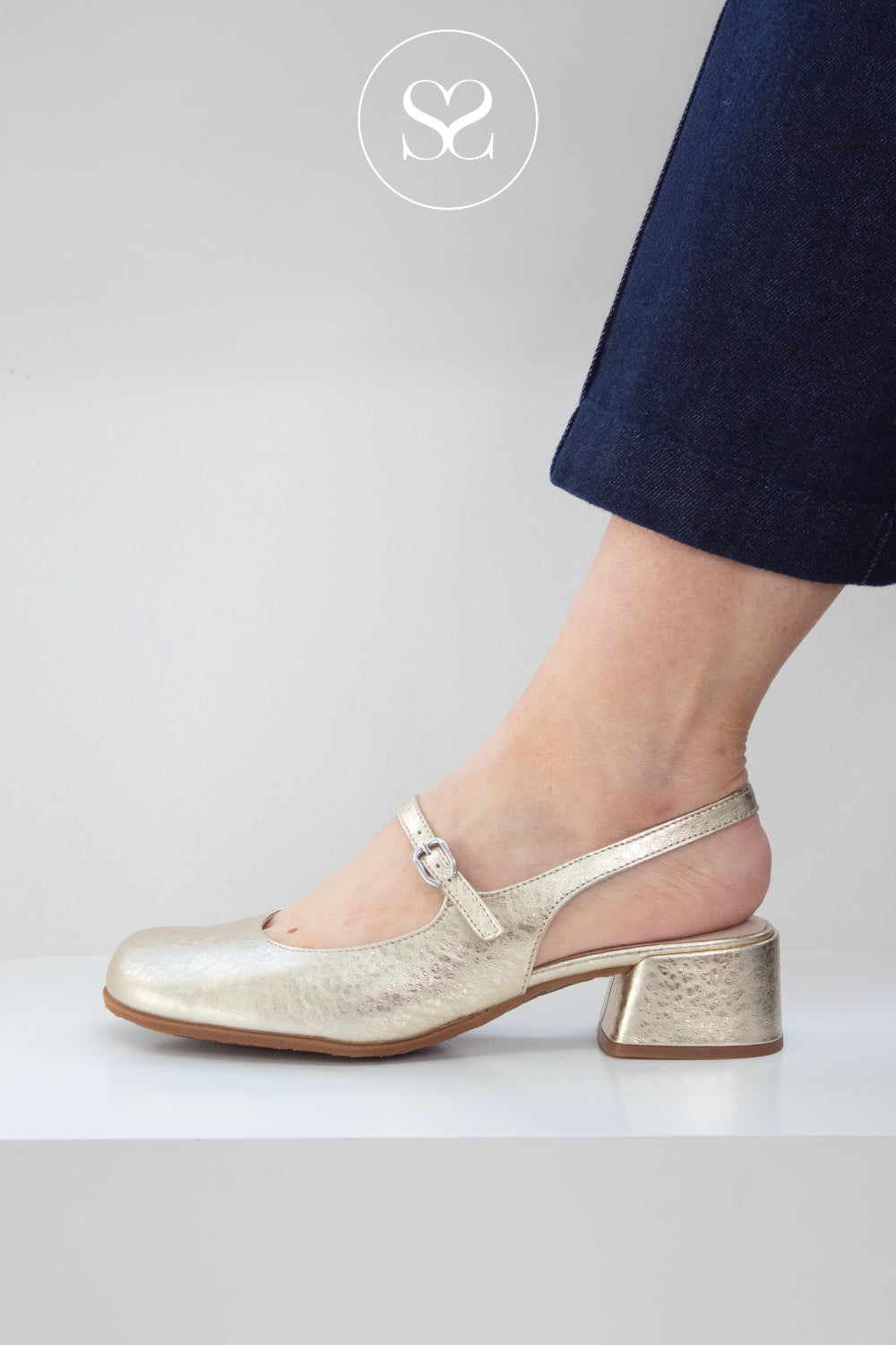 Wonders Gold Block Heel Mary-Jane Sling-Back Shoes D-2401