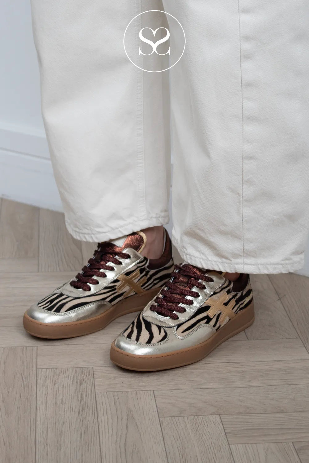 Another Trend Zebra Print Metallic Trainers A034-90